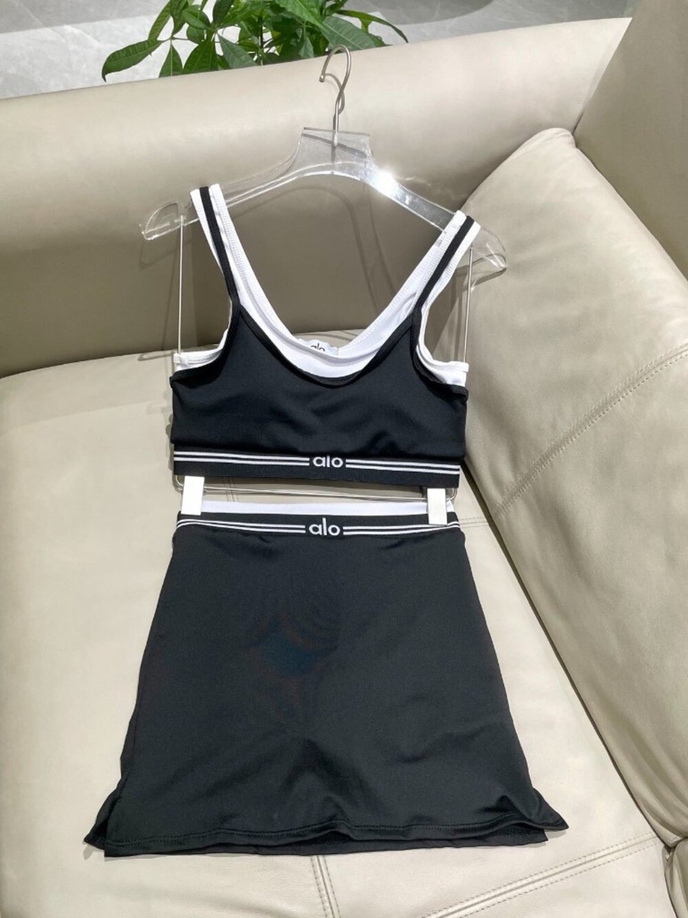 ALO High-Elasticity Fitness Short Yoga Set, Slimming and Butt-Lifting Skirt-Pant